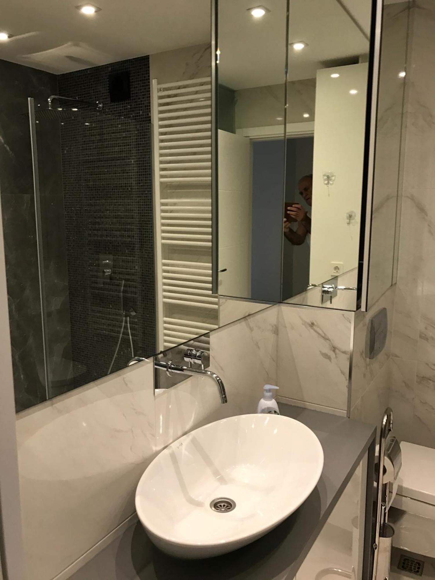 Oslo Apartment *